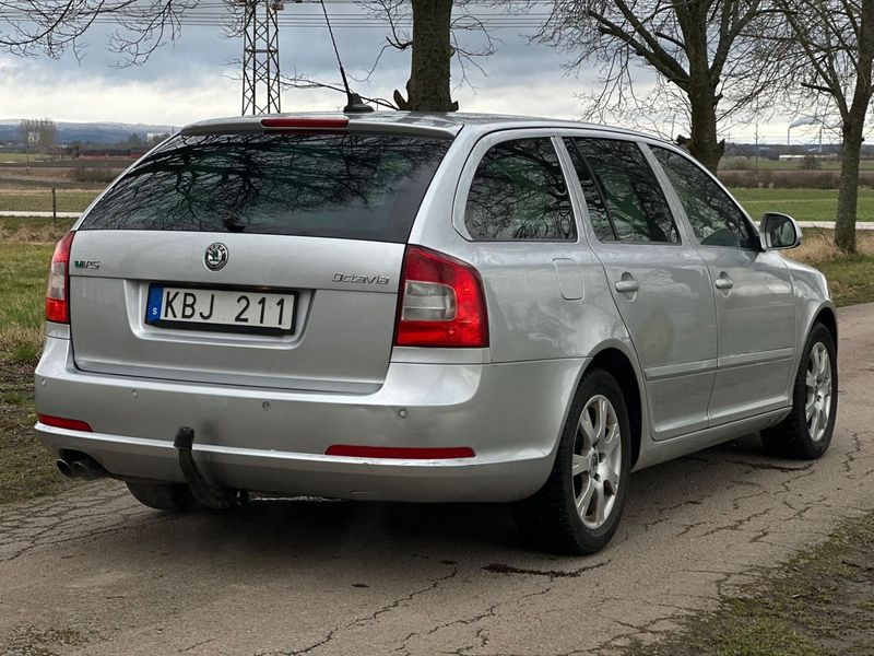 Skoda Octavia bild 3