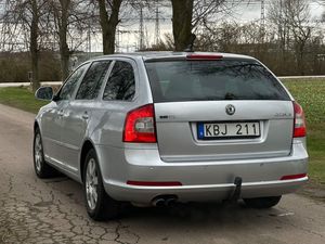 Skoda Octavia bild 4