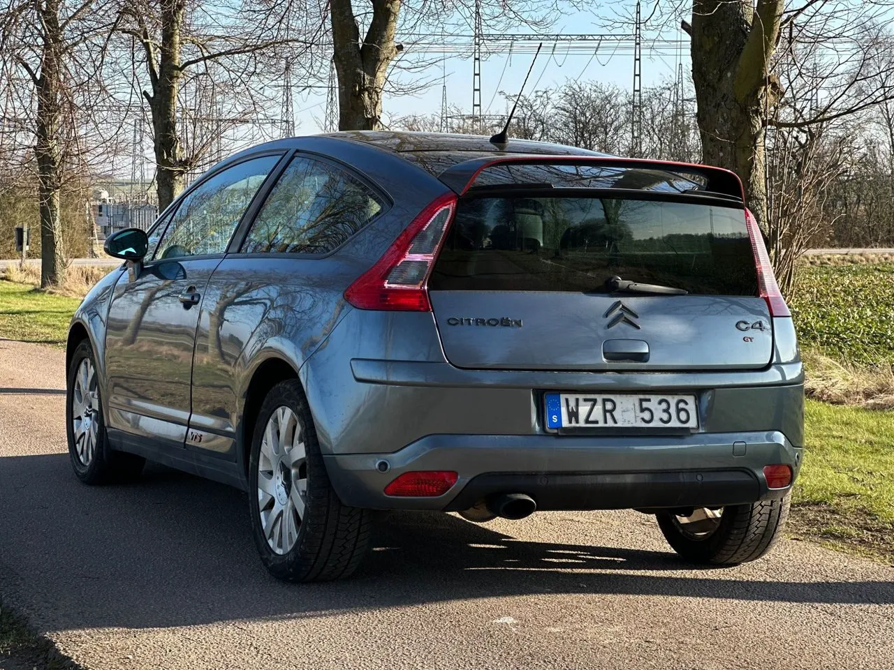 Vehicle image 2