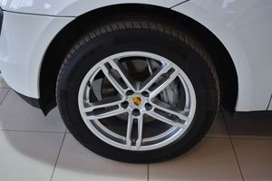 Porsche Macan bild 25