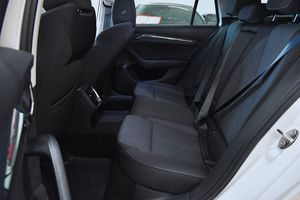 Skoda Octavia bild 11