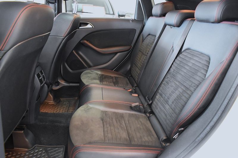 Mercedes B180 bild 10