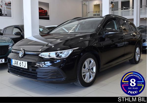 Volkswagen Golf 1.5 eTSI Drag B-kamera Cockpit Värmare Moms - 2023