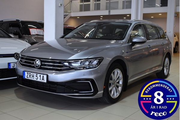 Volkswagen Passat GTE P-Värmare Navi Dragkrok Carplay - 2020