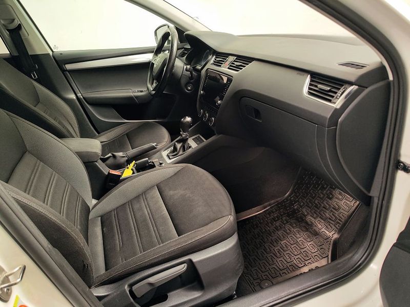 Skoda Octavia bild 7