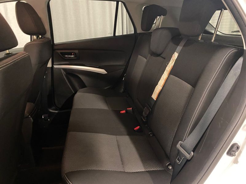 Suzuki S-CROSS bild 7