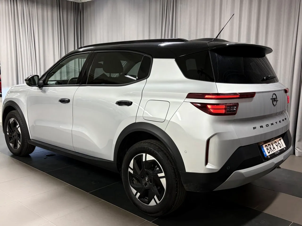 Vehicle image 2