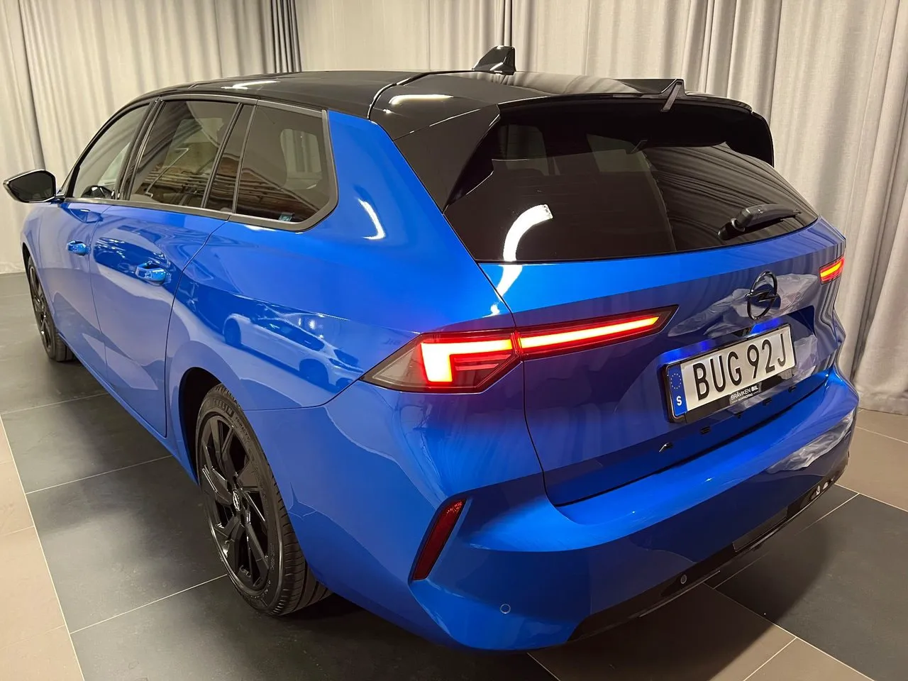 Vehicle image 2