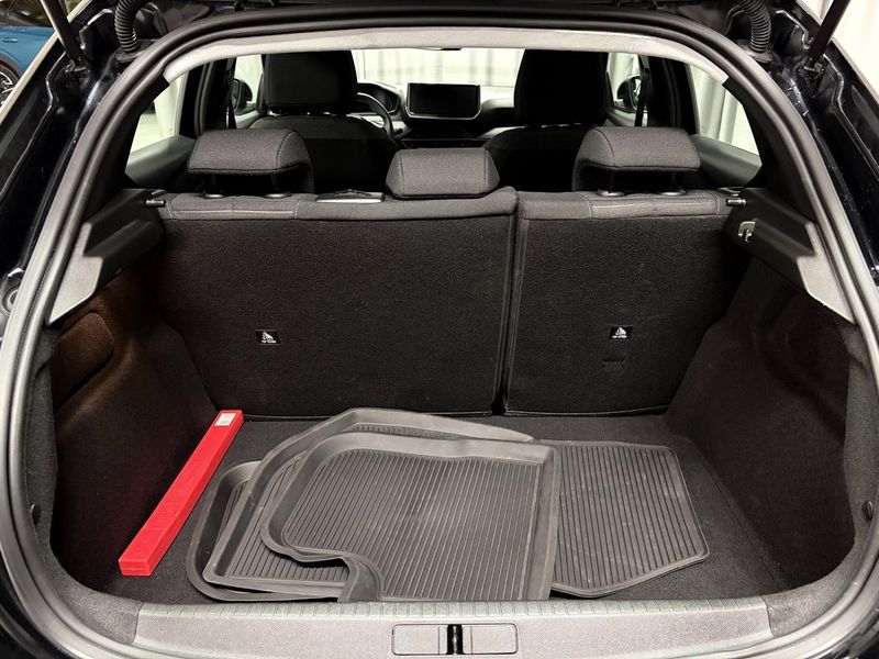 Peugeot 208 bild 5