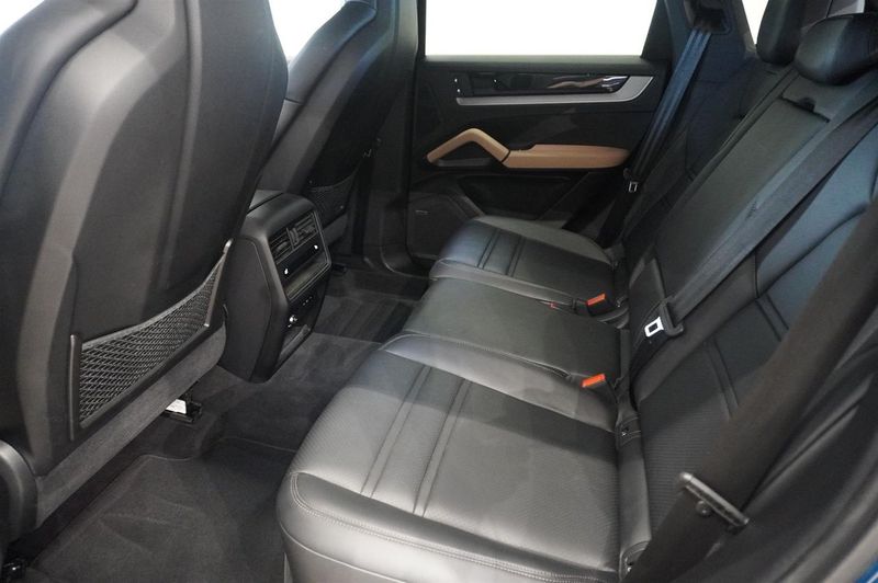 Porsche Cayenne bild 12
