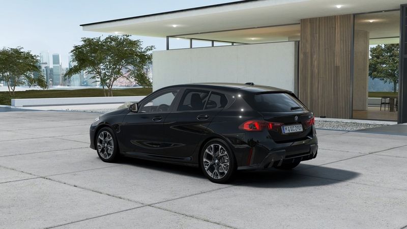 BMW 120 bild 2
