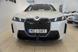 BMW iX bild 19