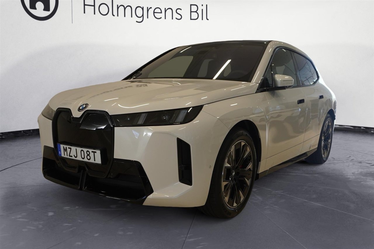 BMW iX