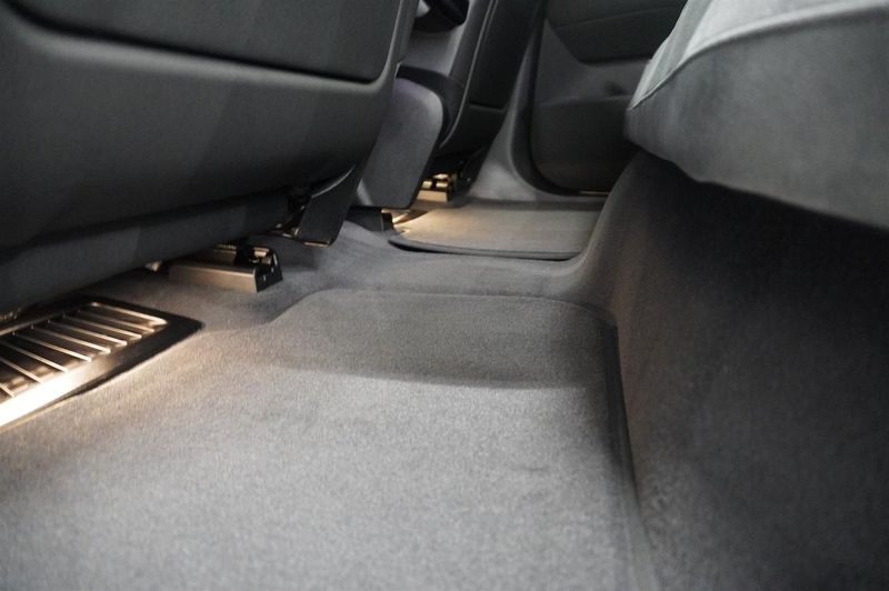 BMW iX bild 10