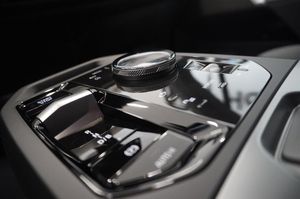 BMW iX bild 7