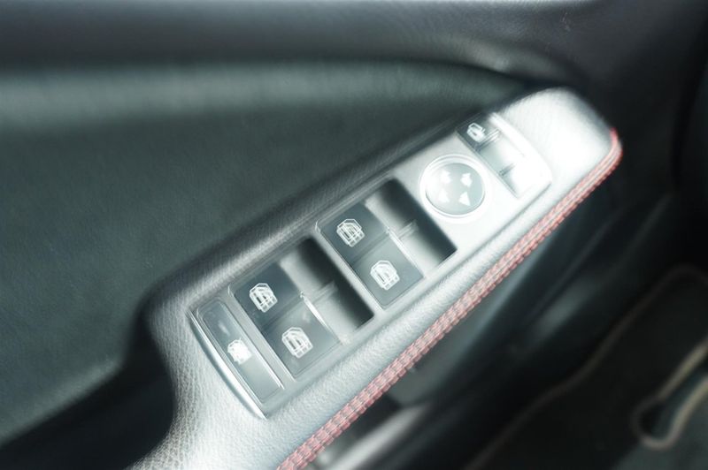 Mercedes CLA180 bild 13