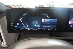 BMW iX bild 5