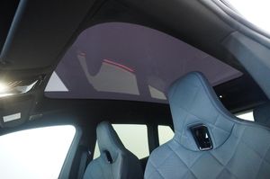 BMW iX bild 17