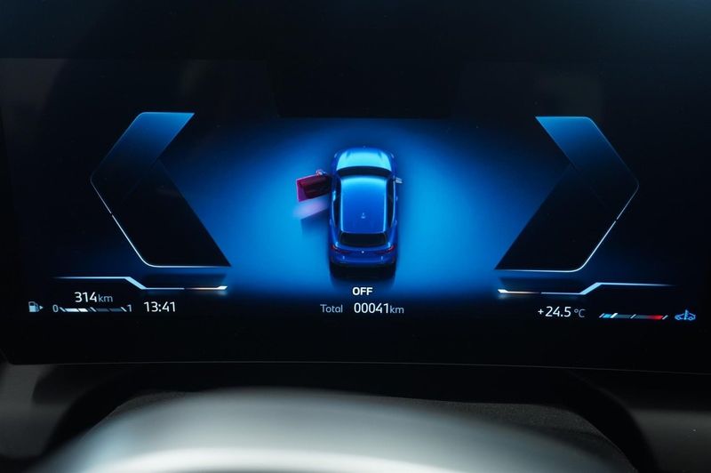 BMW 120 bild 11