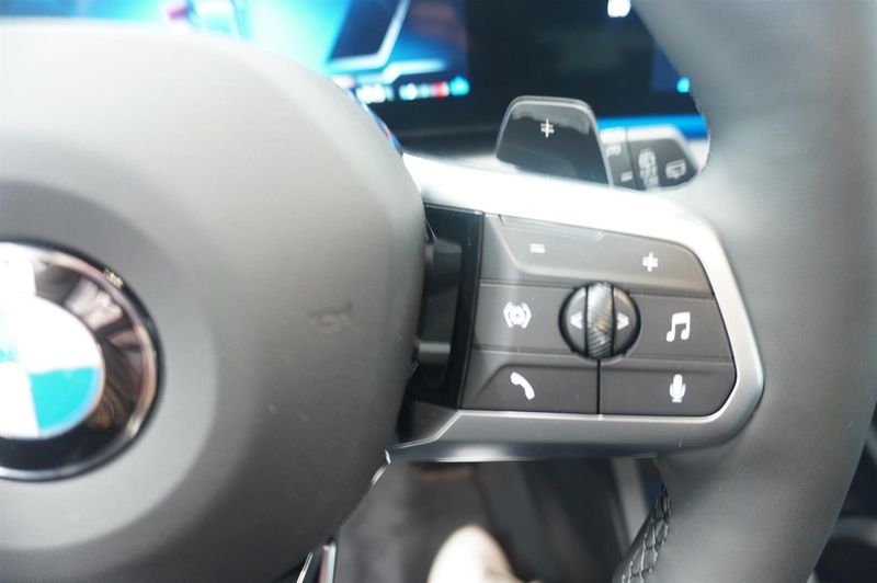 BMW 120 bild 16
