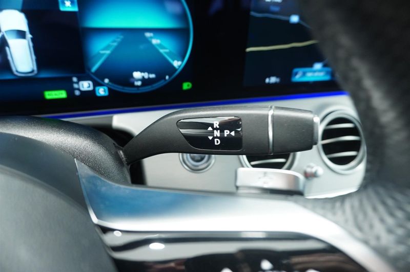 Mercedes E300 bild 9