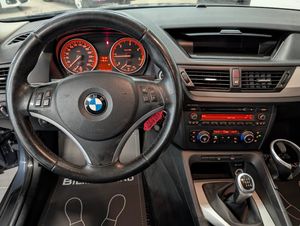 BMW X1 bild 9