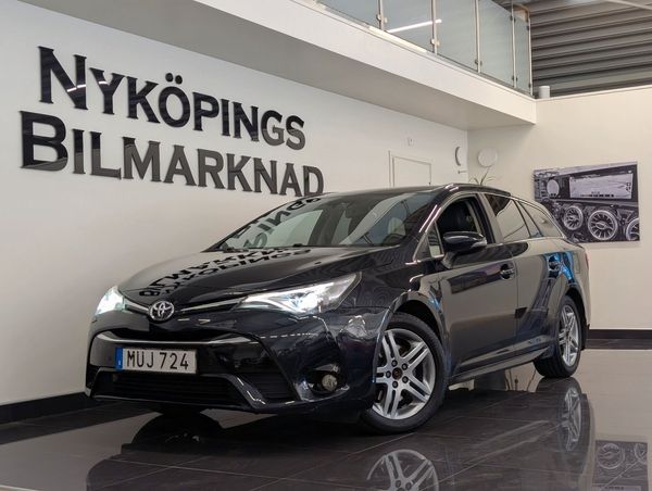 Toyota Avensis Kombi 2.0 D-4D Active Plus Euro 6 Skinn | GPS - 2015