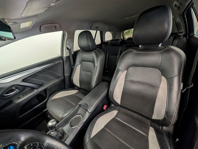 Toyota Avensis bild 10
