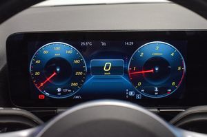 Mercedes GLA200 bild 16