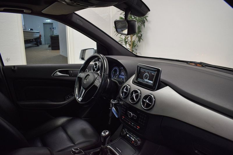 Mercedes B180 bild 8