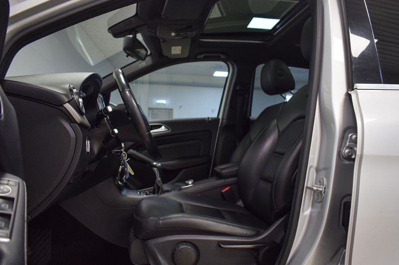 Mercedes B180 bild 5