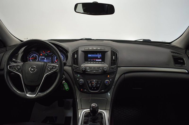 Opel Insignia bild 8