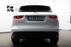 Jaguar F-Pace bild 12