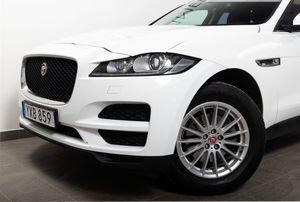 Jaguar F-Pace bild 4