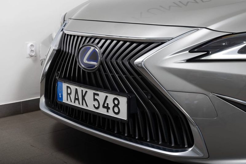 Lexus ES bild 3