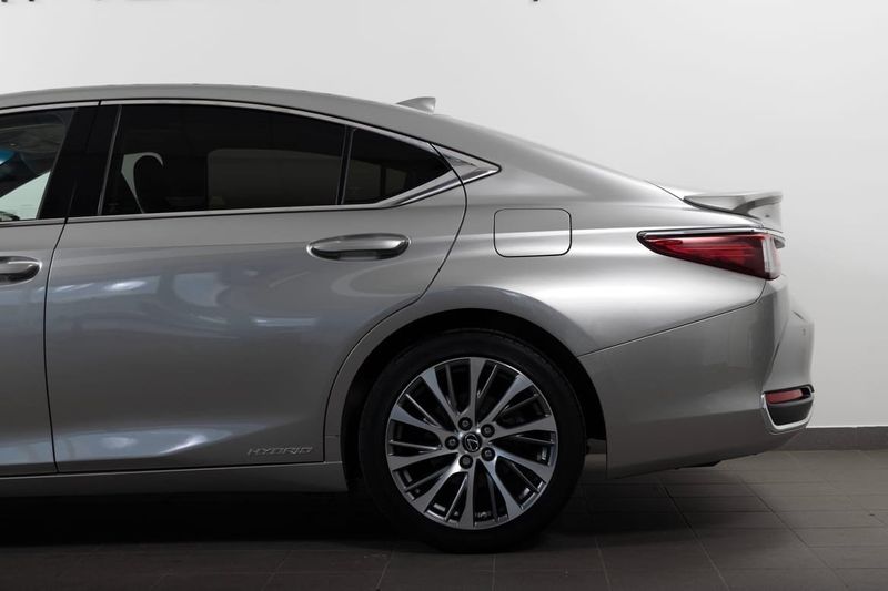 Lexus ES bild 5