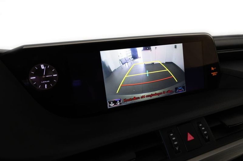 Lexus ES bild 20