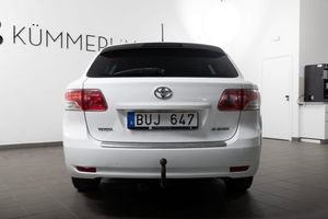 Toyota Avensis bild 11