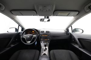 Toyota Avensis bild 14