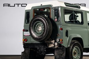 Land Rover Defender bild 6