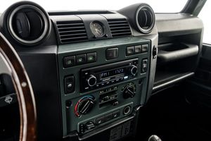 Land Rover Defender bild 27
