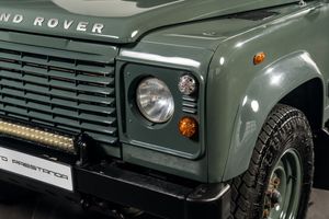 Land Rover Defender bild 9