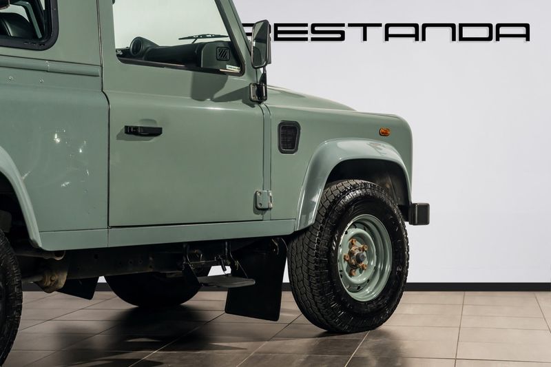 Land Rover Defender bild 7
