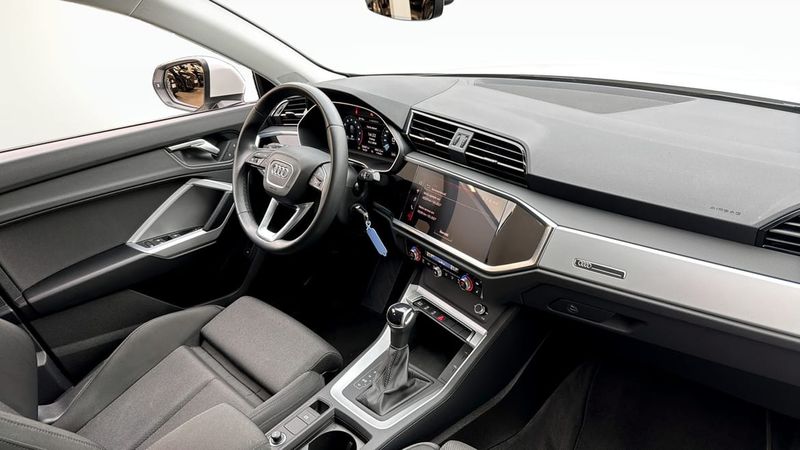 Audi Q3 bild 11
