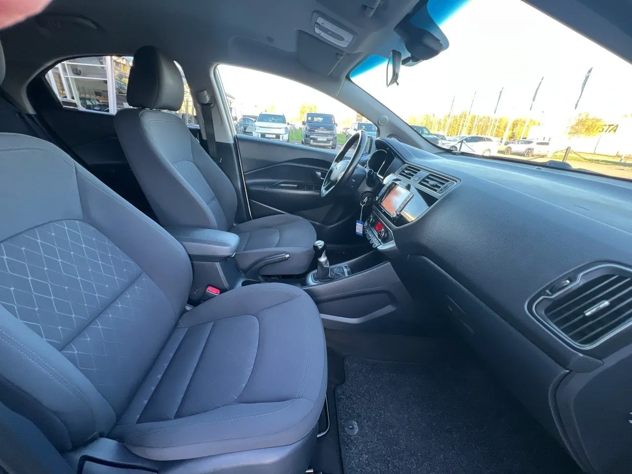 Kia Rio bild 16