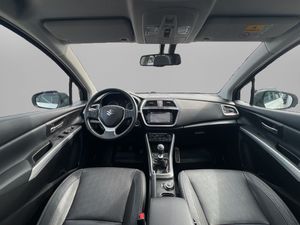 Suzuki S-CROSS bild 7