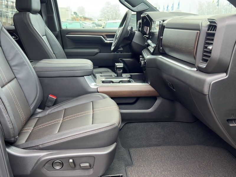 Chevrolet Silverado bild 16