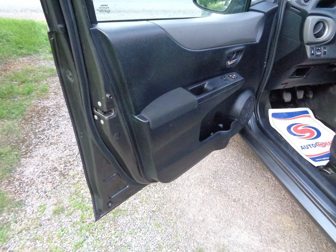 Vehicle image 20
