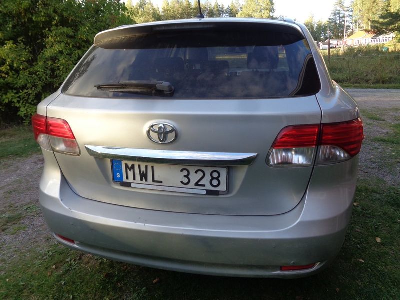 Toyota Avensis bild 21