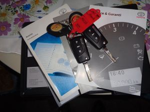 Toyota Avensis bild 18